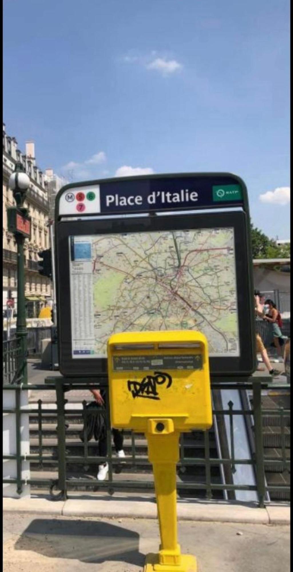Mon * Parijs